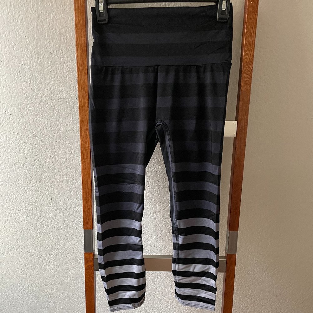 K-DEER Leggings Sz M